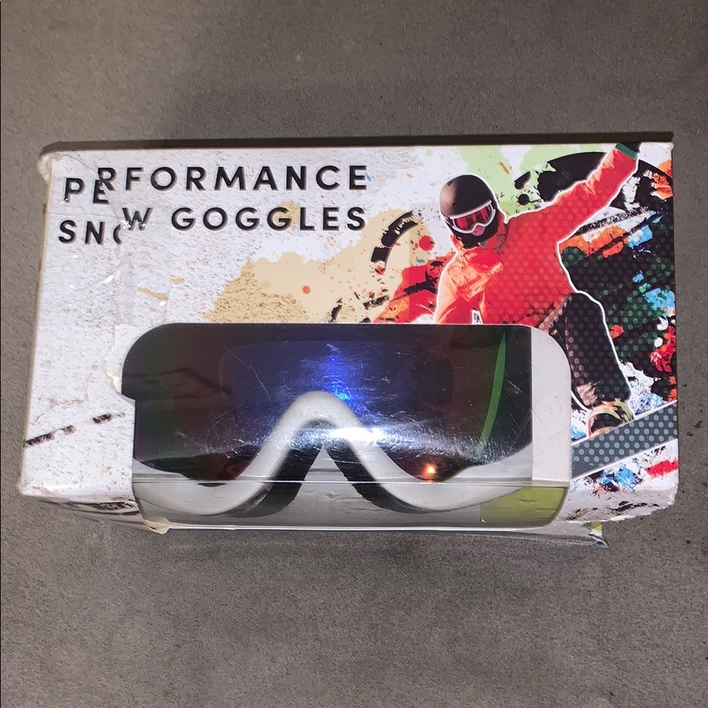 Performance Snow Goggles with White Frame